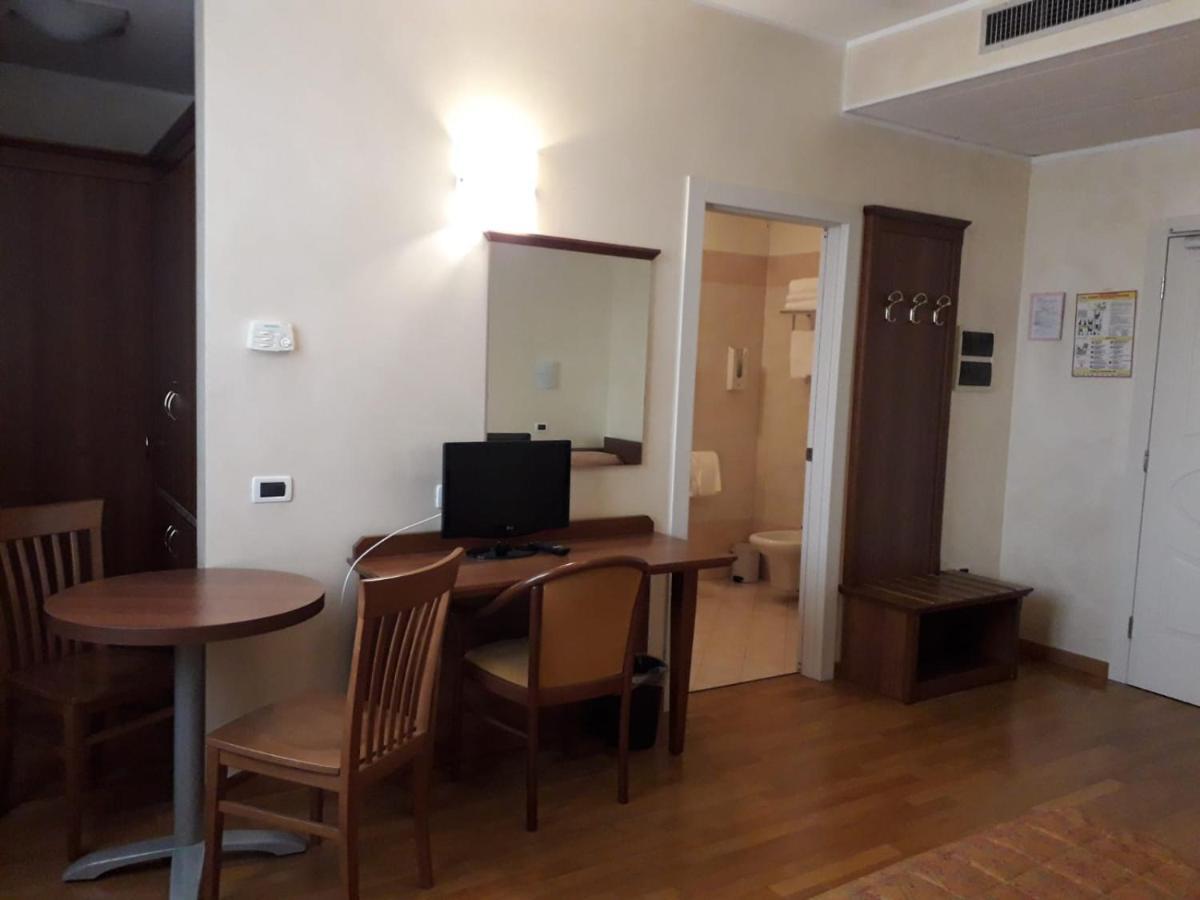 Albergo Ristorante Campanile Azzurro Villafranca Padovana Extérieur photo